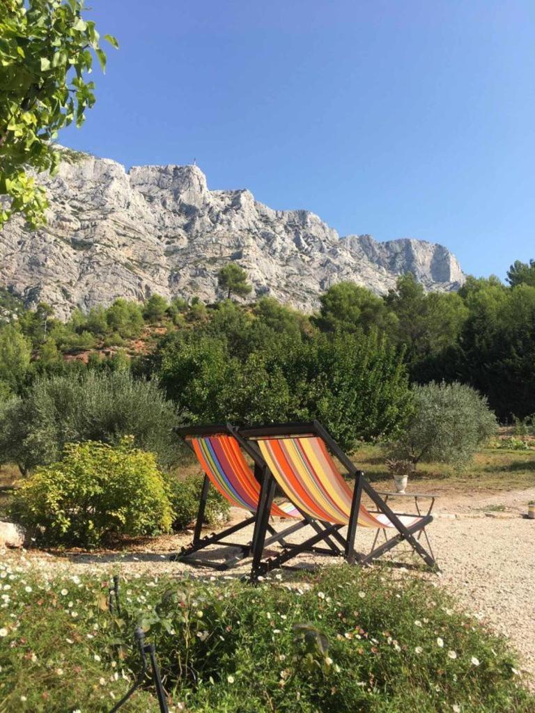 לינה וארוחת בוקר Saint-Antonin-sur-Bayon Le Moulin En Provence מראה חיצוני תמונה