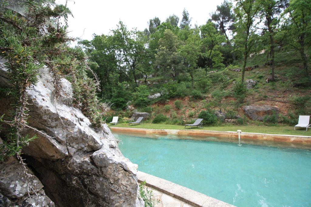 לינה וארוחת בוקר Saint-Antonin-sur-Bayon Le Moulin En Provence מראה חיצוני תמונה