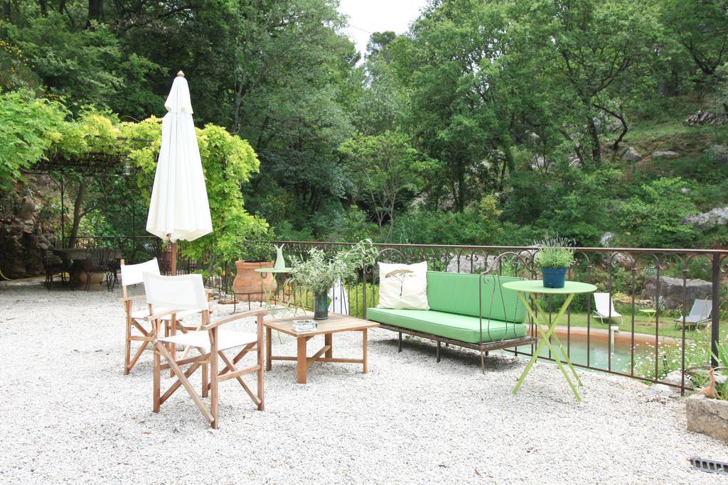 לינה וארוחת בוקר Saint-Antonin-sur-Bayon Le Moulin En Provence מראה חיצוני תמונה